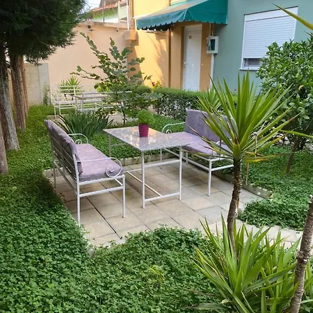 بيت ضيافة Ajdinaj